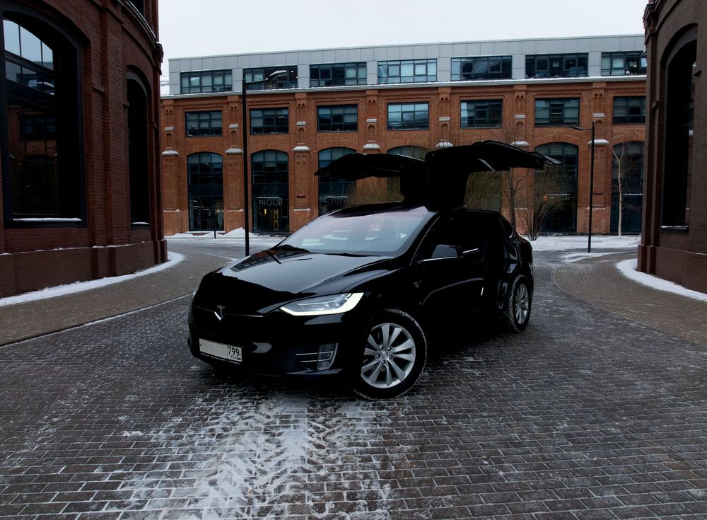 Model X сайт