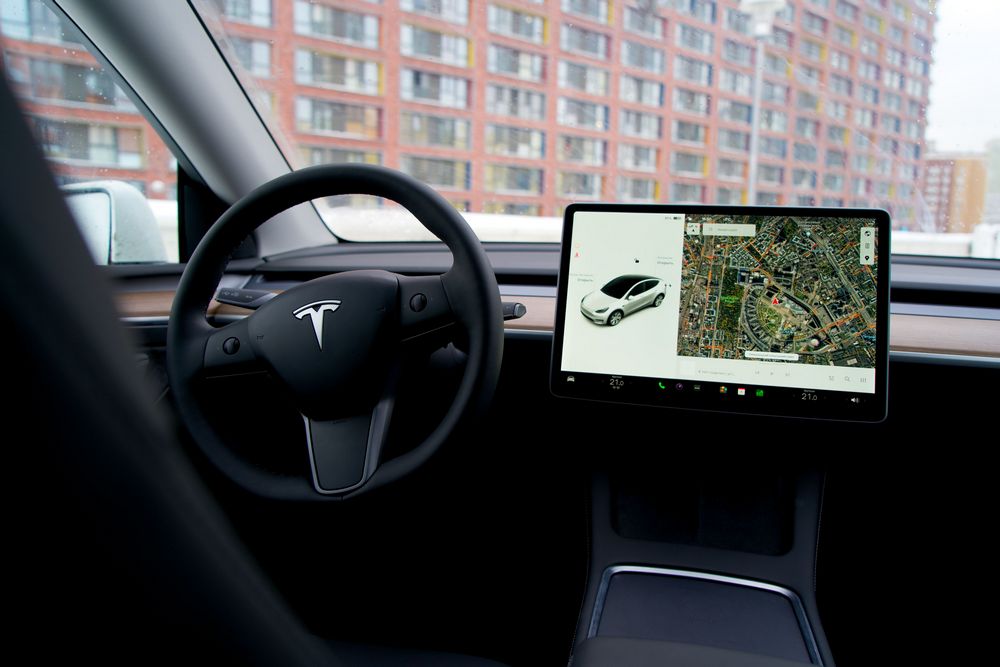 Model Y салон